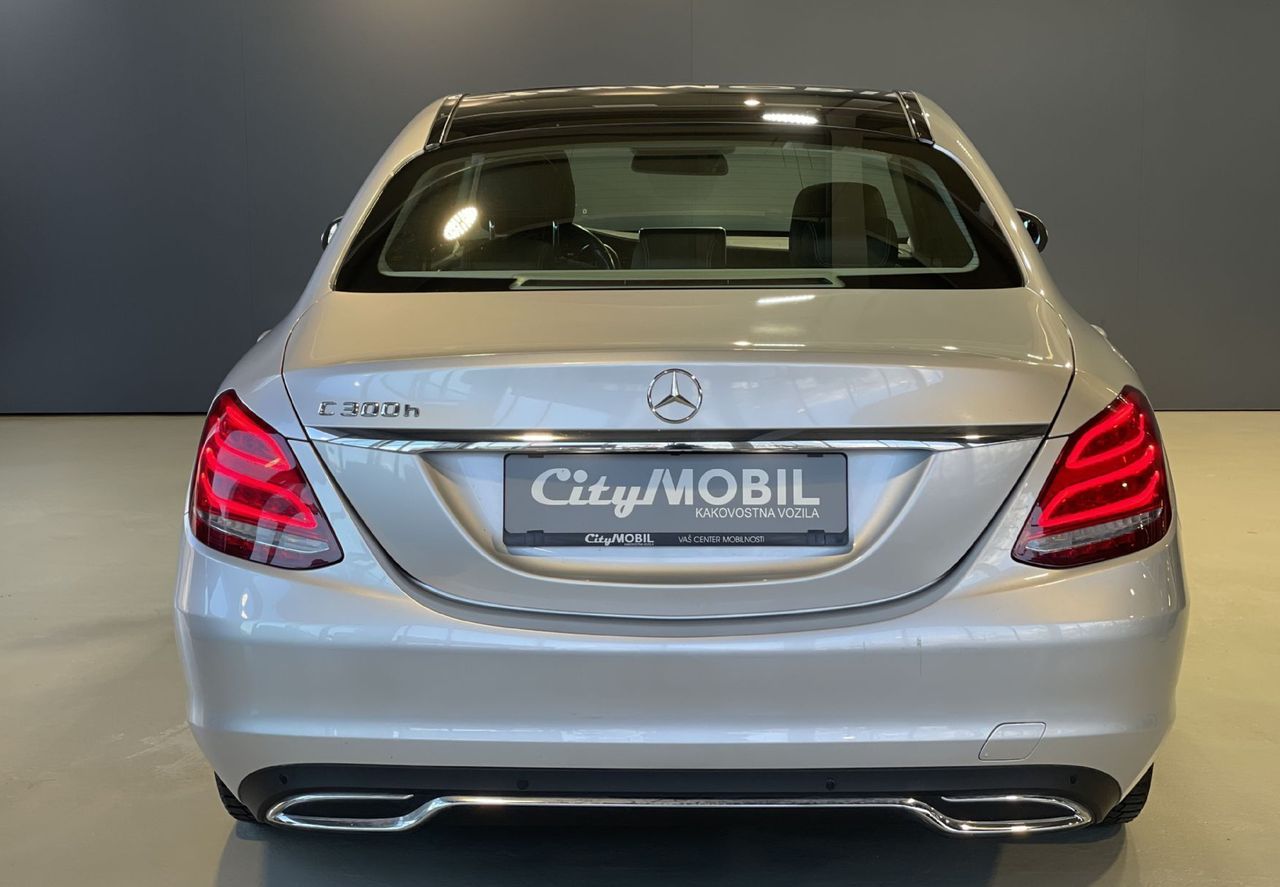 Zunanja slika - Mercedes-Benz C-Razred - AVANTGARDE-HEAD UP-PANO-LED-NAVI-KAMERA-ALU - 5