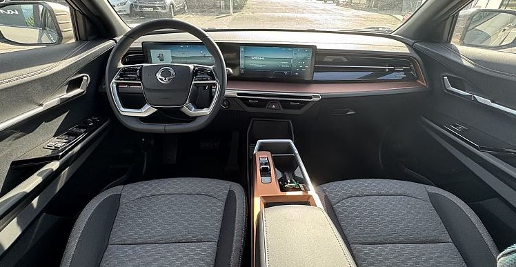 Zunanja slika - KG Mobility Torres - 152.2 kW Explore 2WD - 9