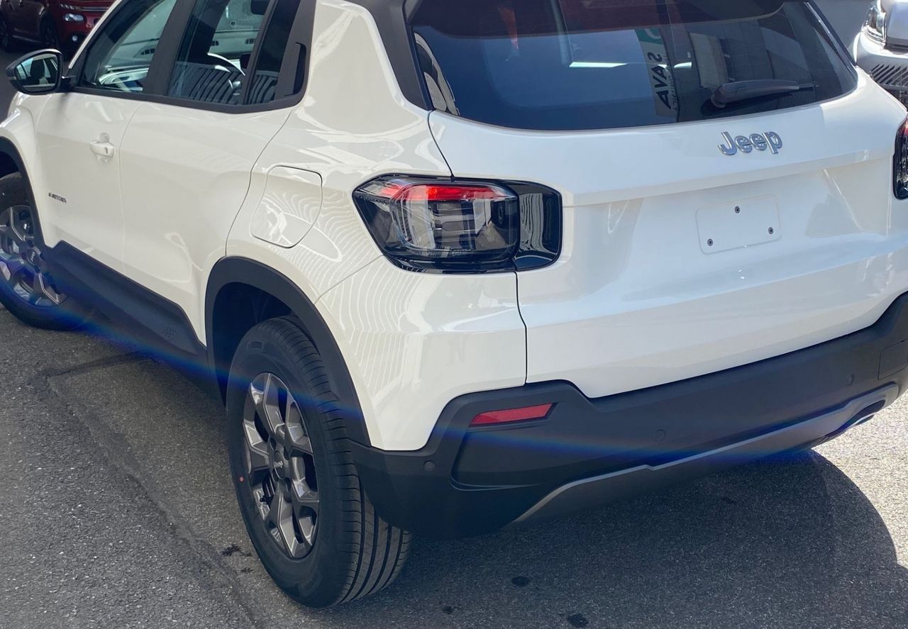 Zunanja slika - Jeep Avenger - Longitude 1.2 E-DCT6 MHEV 100 - 4