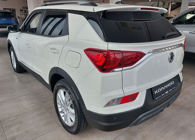 Zunanja slika - SsangYong Korando - 1.5 T-GDi Style MT VEČ BARV - 6