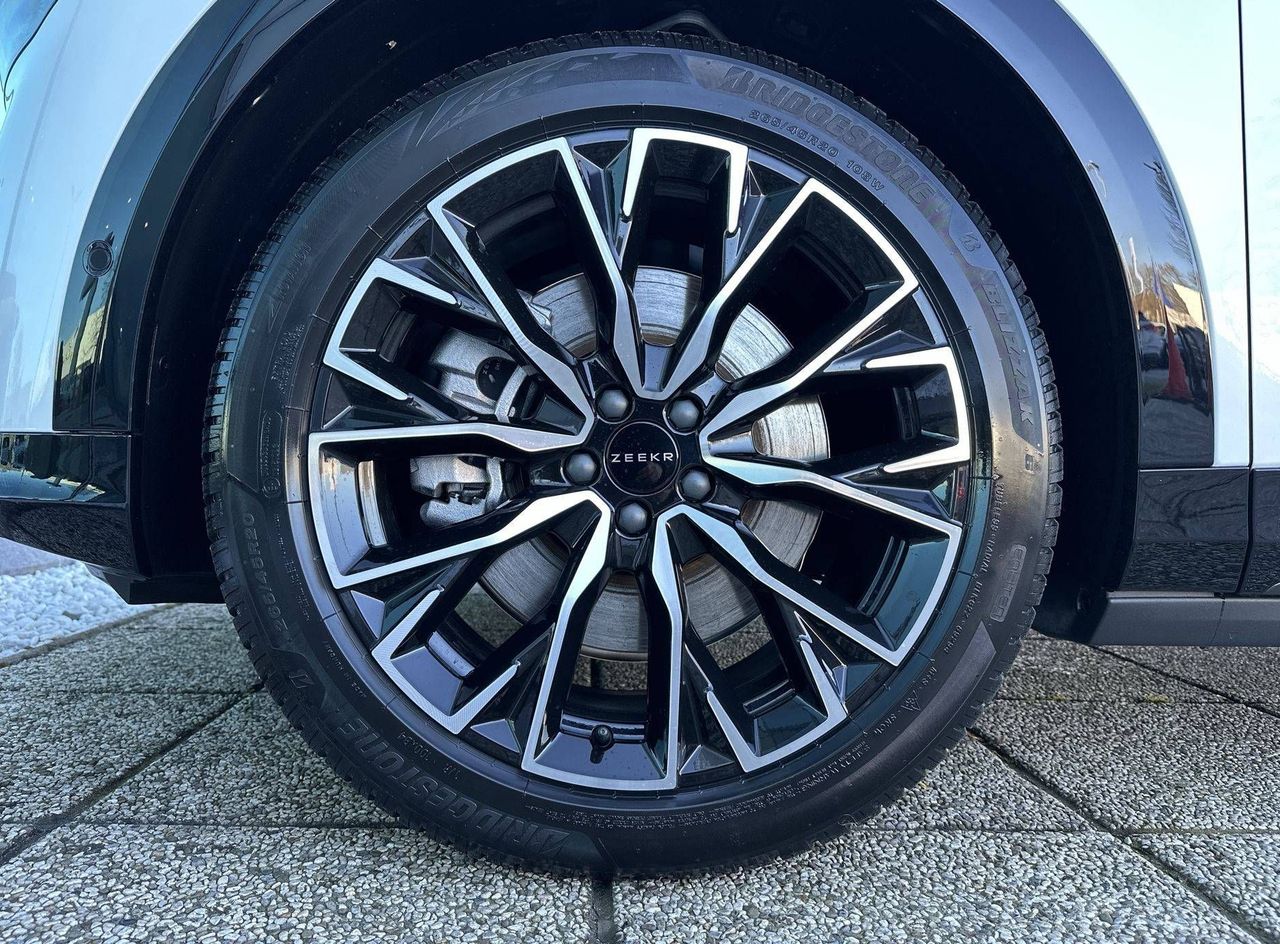 Zunanja slika - Zeekr 7X - Long Range RWD - 7