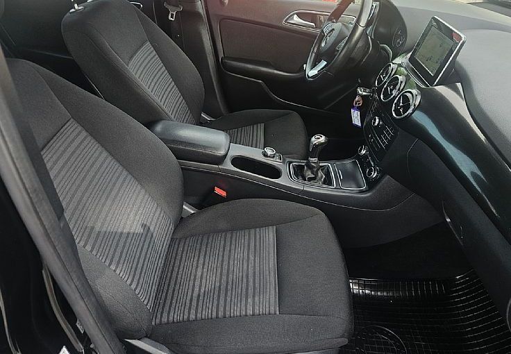 Zunanja slika - Mercedes-Benz B-Razred - 136ks °NAVIGACIJA° °TEMPOMAT° °PARK-SENZORJI° - 9