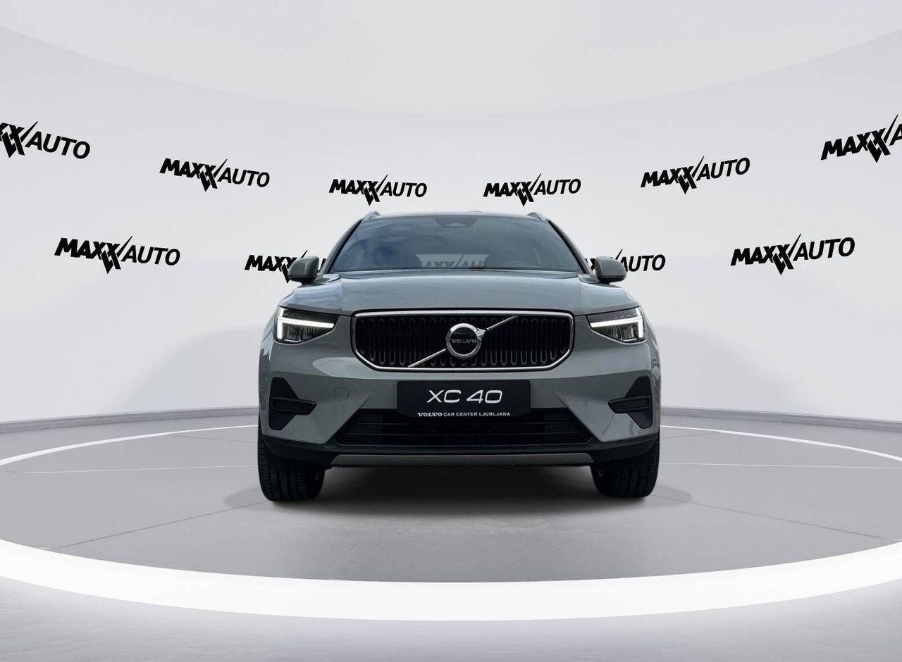 Zunanja slika - Volvo XC40 - B3P Core Avt. - 2
