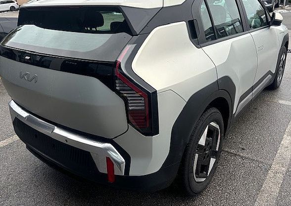 Zunanja slika - KIA EV3 - KIA  STAR  58.3 kWh  - 204 KM - 4