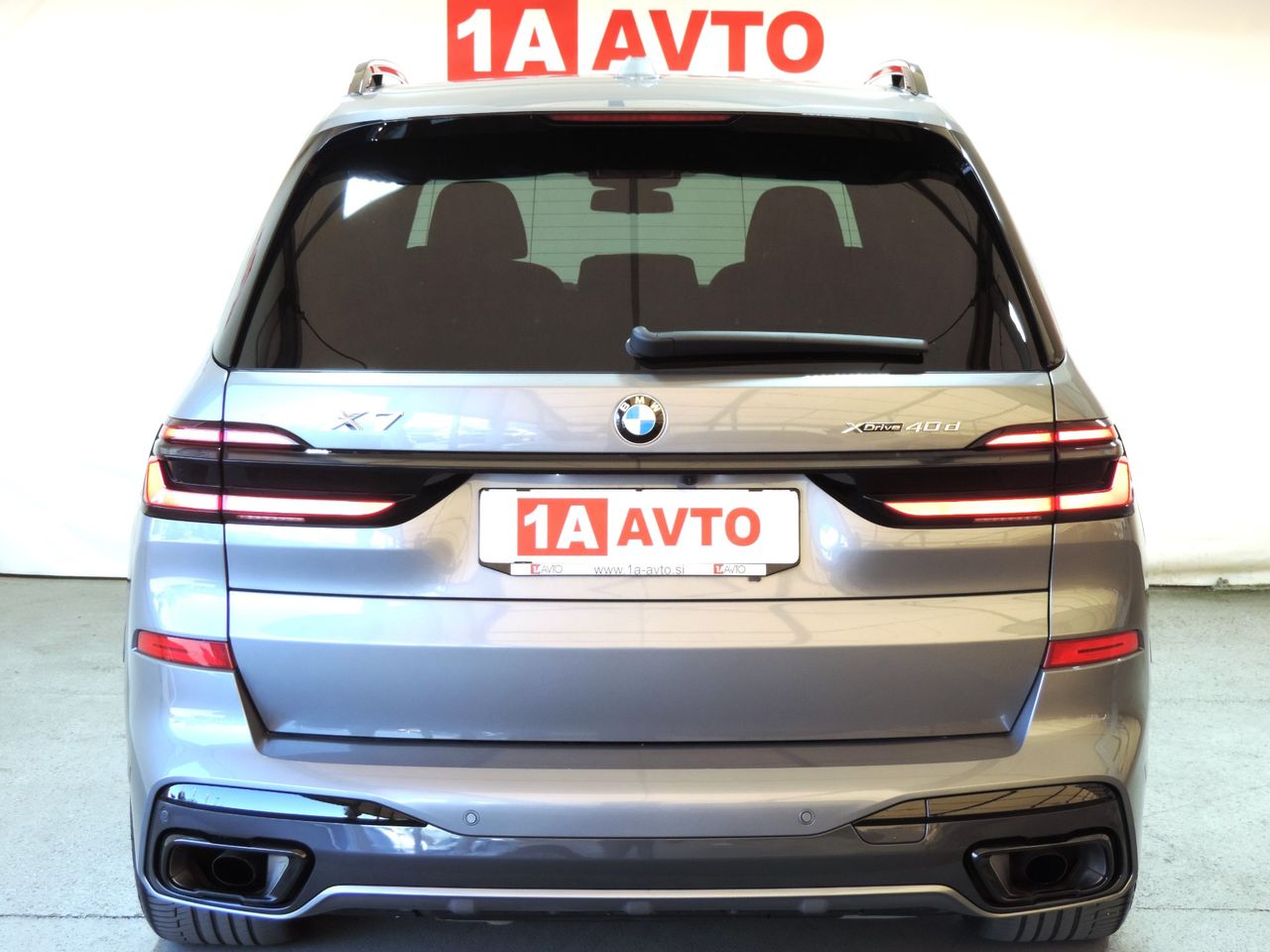 Zunanja slika - BMW serija X7 - X7 xDrive40d M SPORT SKY PANORAMA..... - 6