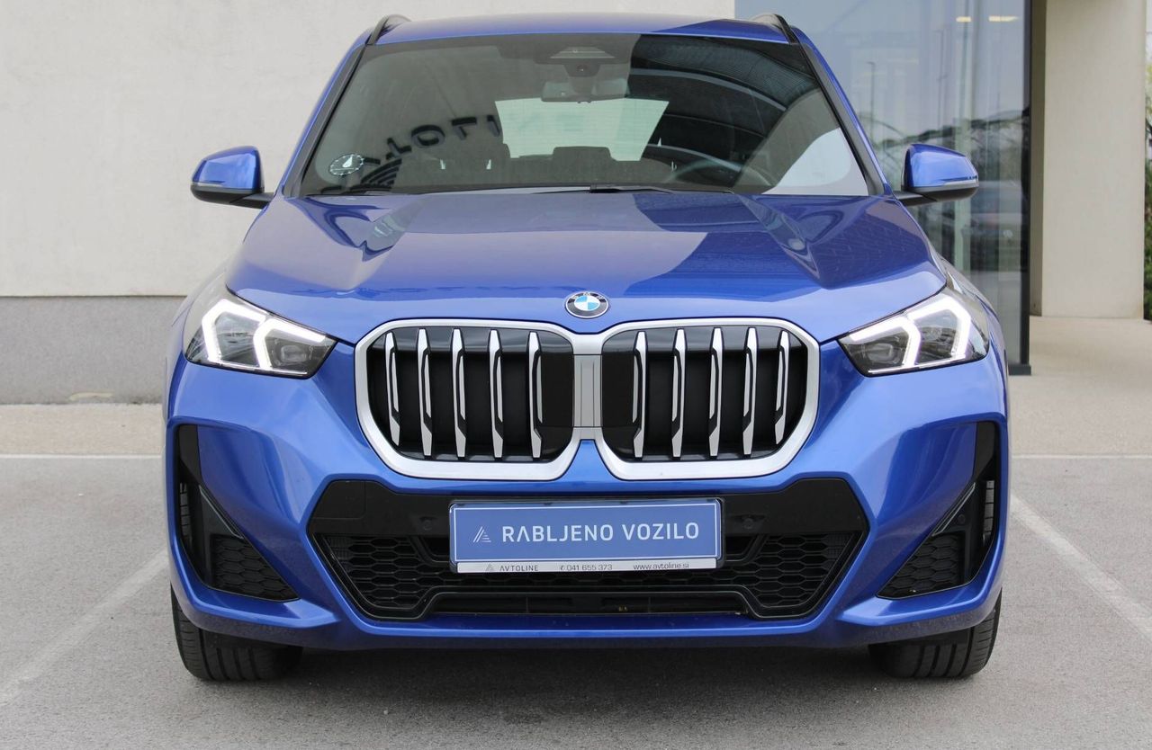 Zunanja slika - BMW X1 - serija :  sDrive18i  AT  M SPORT KAMERA KEYLESS LED - 5