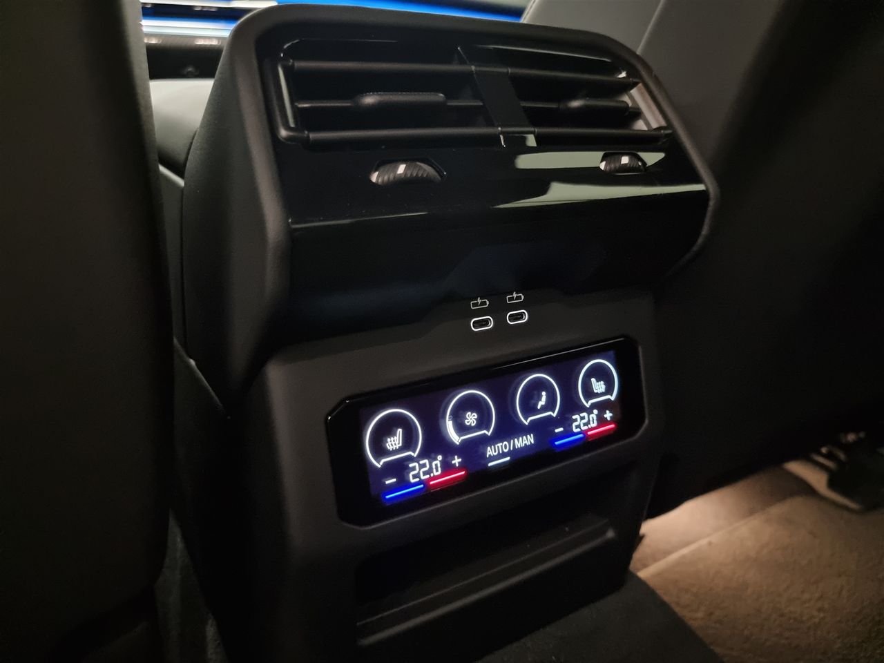 Zunanja slika - BMW i5 - M60 xDrive Limuzina - 7