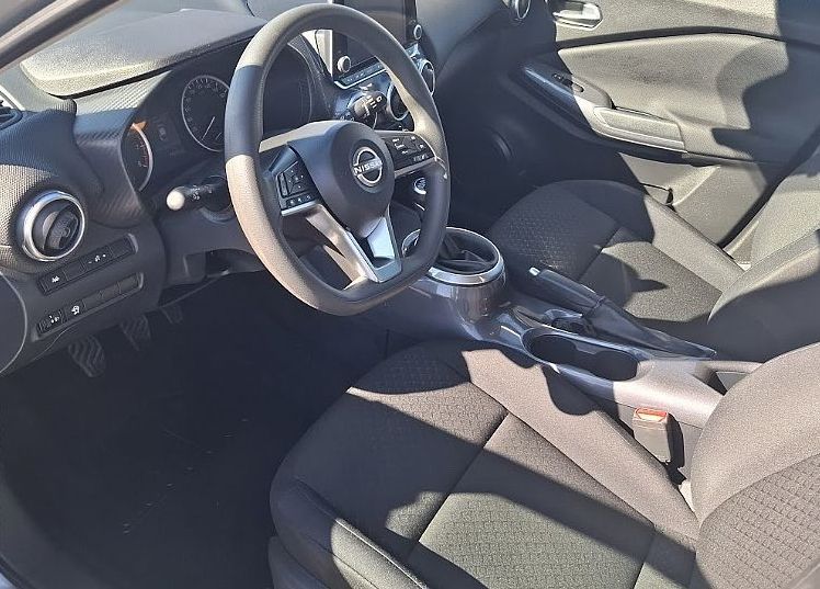 Zunanja slika - Nissan Juke - 1.0 114KM - samo 79.511 kilometrov - 5