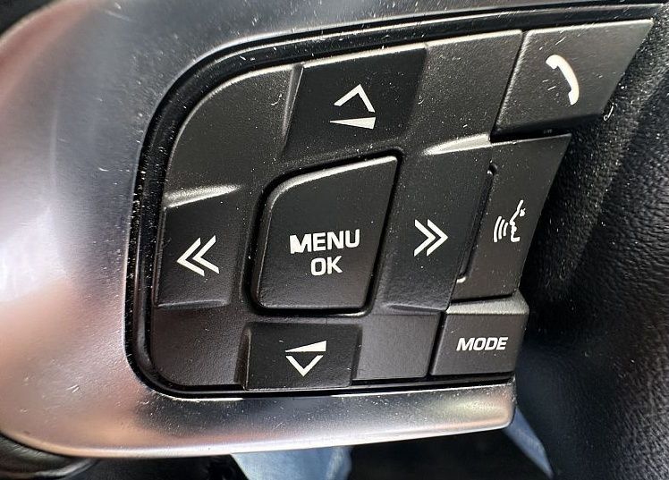 Zunanja slika - Jaguar E-Pace - 2.0 TD4 180 KM 4x4 sam.m. R-Dynamic.KAMERA.LED.NAV - 10