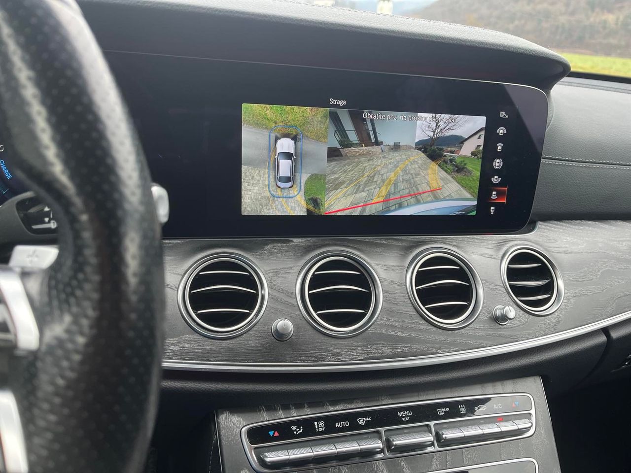 Zunanja slika - Mercedes-Benz E-Razred - E220d AMG WIDE MULTIBEAM WEBASTO PRIKLOP ALU20 - 13