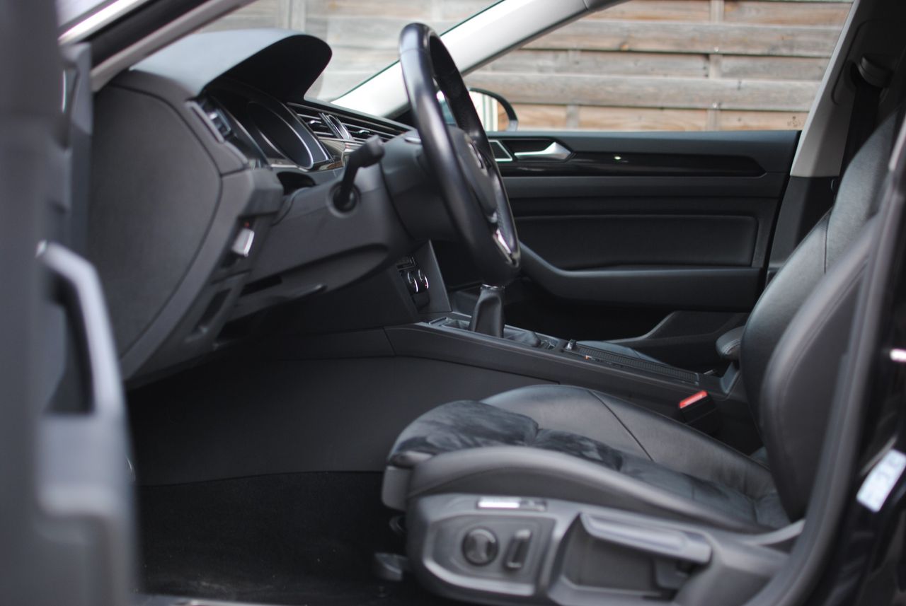 Notranja slika - VW Arteon - 2,0 TDI BMT Elegance DSG - 21