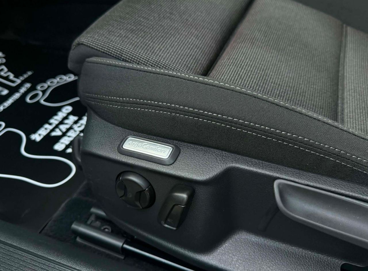 Zunanja slika - VW Passat - 2.0 TDI-4X4 POGON-H LINE-LIZING ZA TUJCE-NAVI- - 13