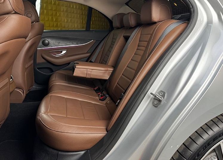 Zunanja slika - Mercedes-Benz E-Razred - E220d AMG LINE-ZRAČNO-SIBEDAH-HLAJENJE-KAMERA... - 18