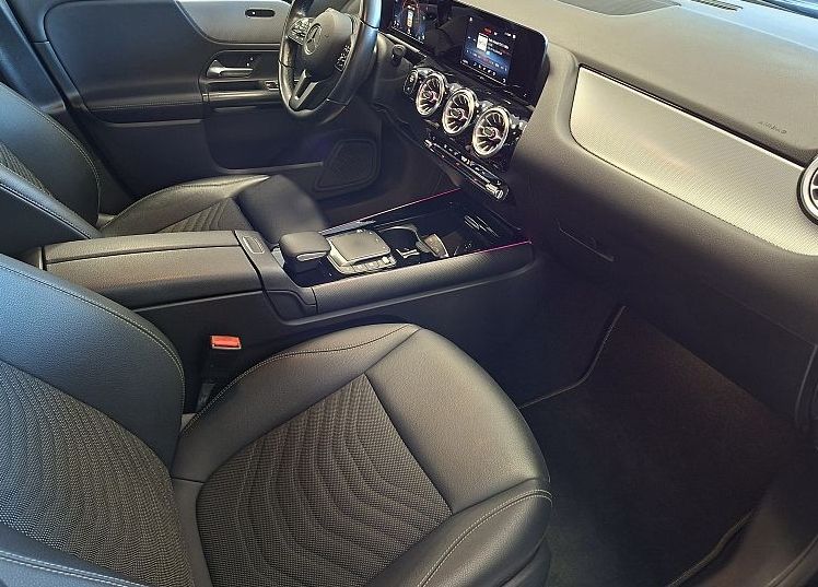 Zunanja slika - Mercedes-Benz GLA-Razred - GLA 180 d-LED-NAVI-KAMERA- LEANEASSIST- - 9