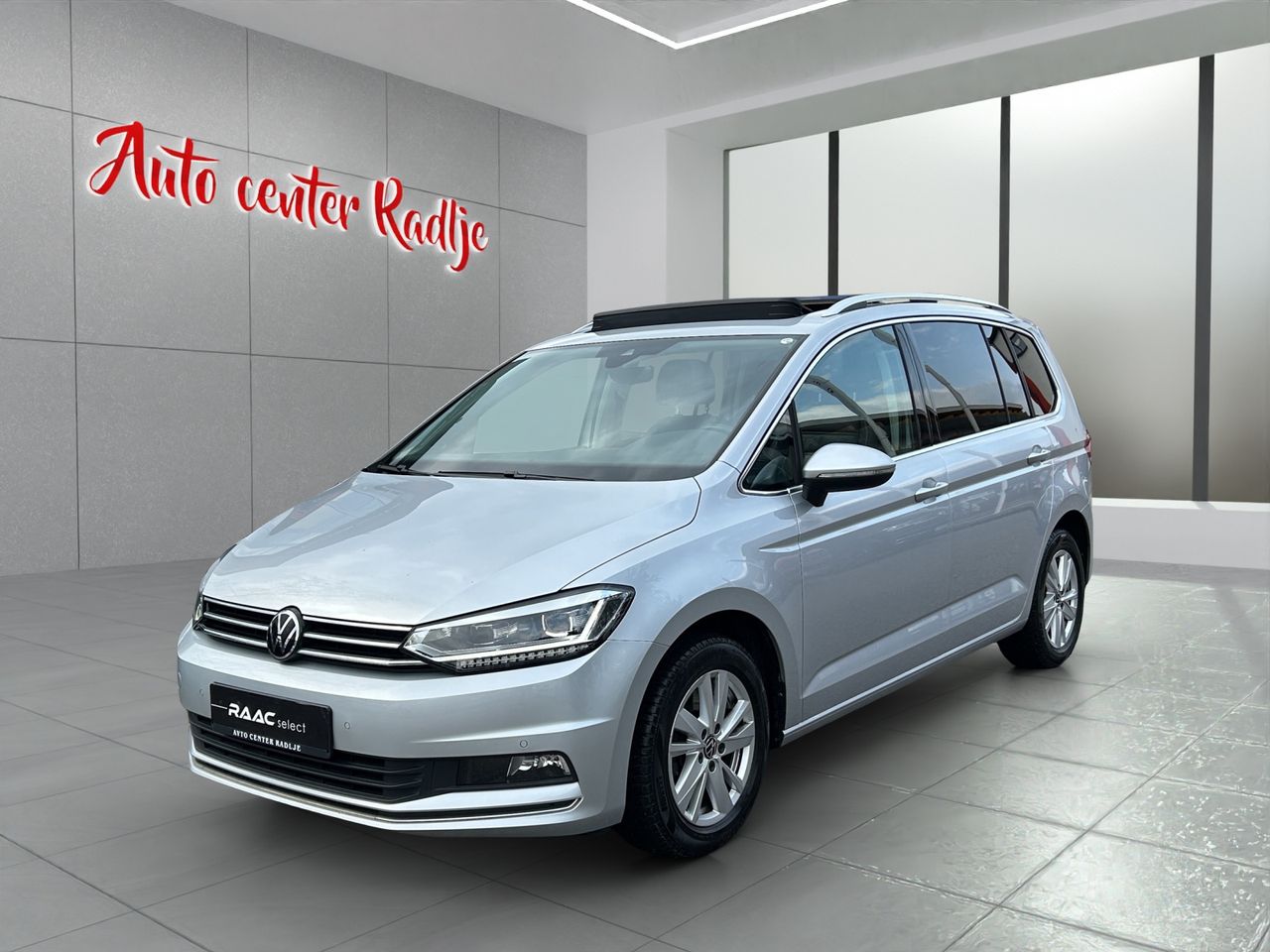 Zunanja slika - VW Touran - 2,0 TDI BMT Family DSG - 3