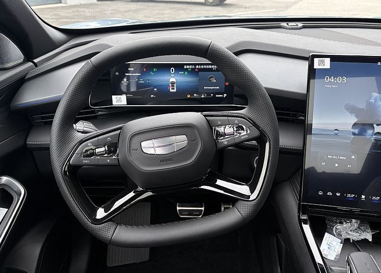 Zunanja slika - Geely Cityray - 1.5 7DCT FWD GF+ Sport - 7