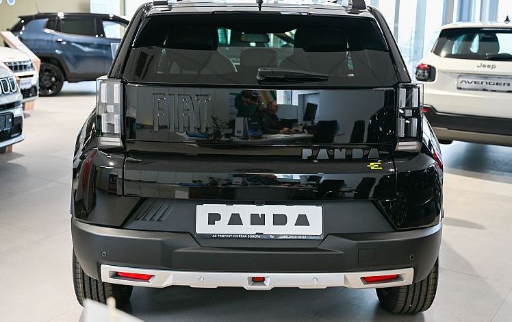 Zunanja slika - Fiat Grande Panda - 44 kWh + 4 ZIMSKE GUME - 4