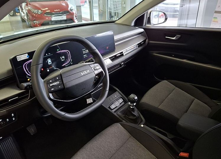 Zunanja slika - KIA Stonic - 1.0 T-GDi 73.6 kW  100 KM  EX Pulse M T - 7