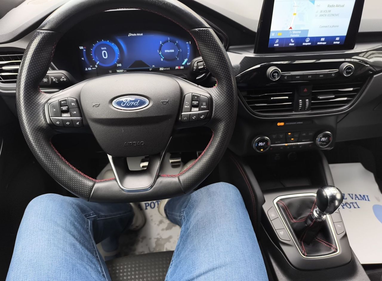 Zunanja slika - Ford Kuga - ST-LINE 1.5 EcoBlue 120PS S S- SLO -1.LASTNIK - 7