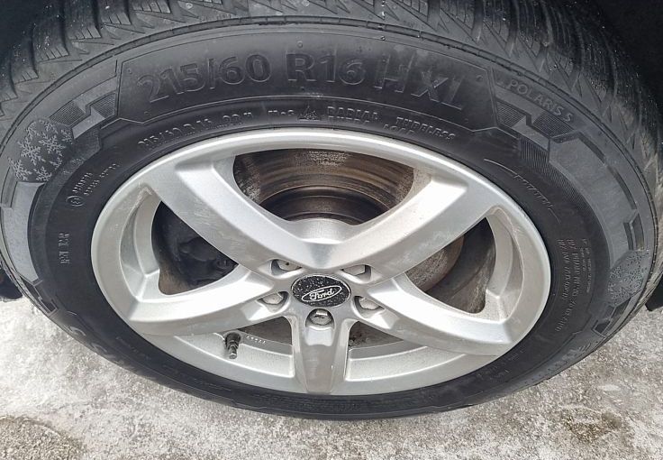 Zunanja slika - Ford S-MAX - 2.0 TDCi 140KM DPF Powershift Titanium - 8