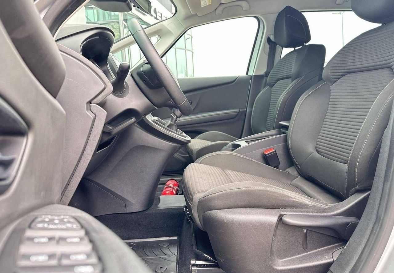 Zunanja slika - Renault Scénic - Grand Scenic Grand  TCe 140 Techno LED-KAMERA-MRTVI.KOT - 11