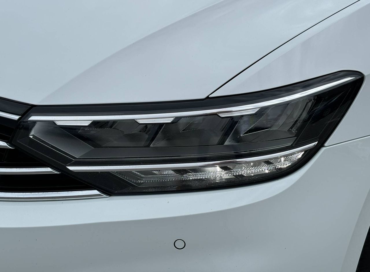 Zunanja slika - VW Passat - Variant 2.0 TDI BMT Elegance LED-KAMERA-NAVI-PANORAMA - 18