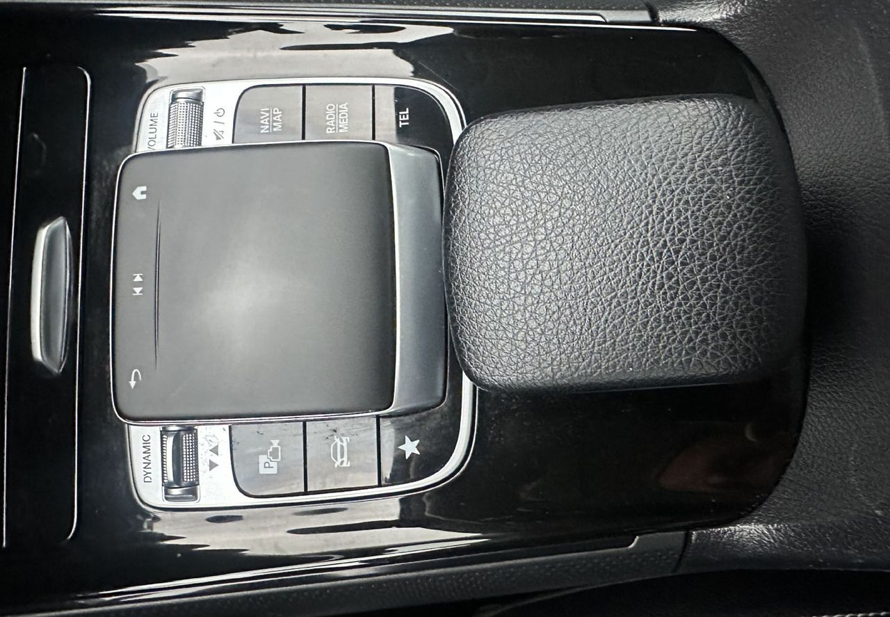 Zunanja slika - Mercedes-Benz GLB-Razred - GLB 200 d.KAMERA.USNJE.ACC.LED.NAVI.SAMO 137.000KM - 15