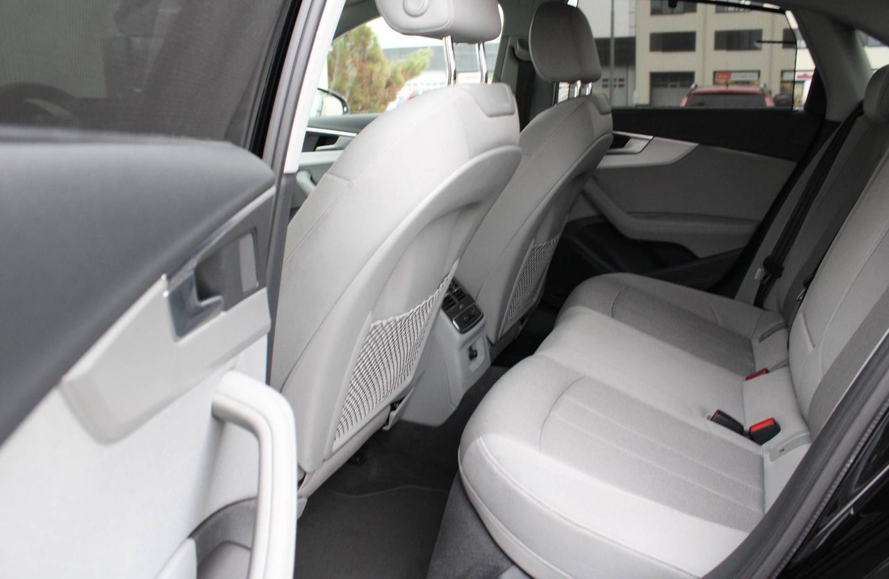 Zunanja slika - Audi A4 - 35 TDI S tronic advanced FULL LED KAM GRET SED - 10