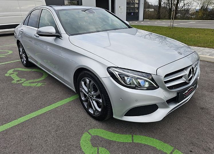 Zunanja slika - Mercedes-Benz C-Razred - C 2.2d AVANTGARDE|FuLED|Usnje|kamera|NAVI|Panorama - 3