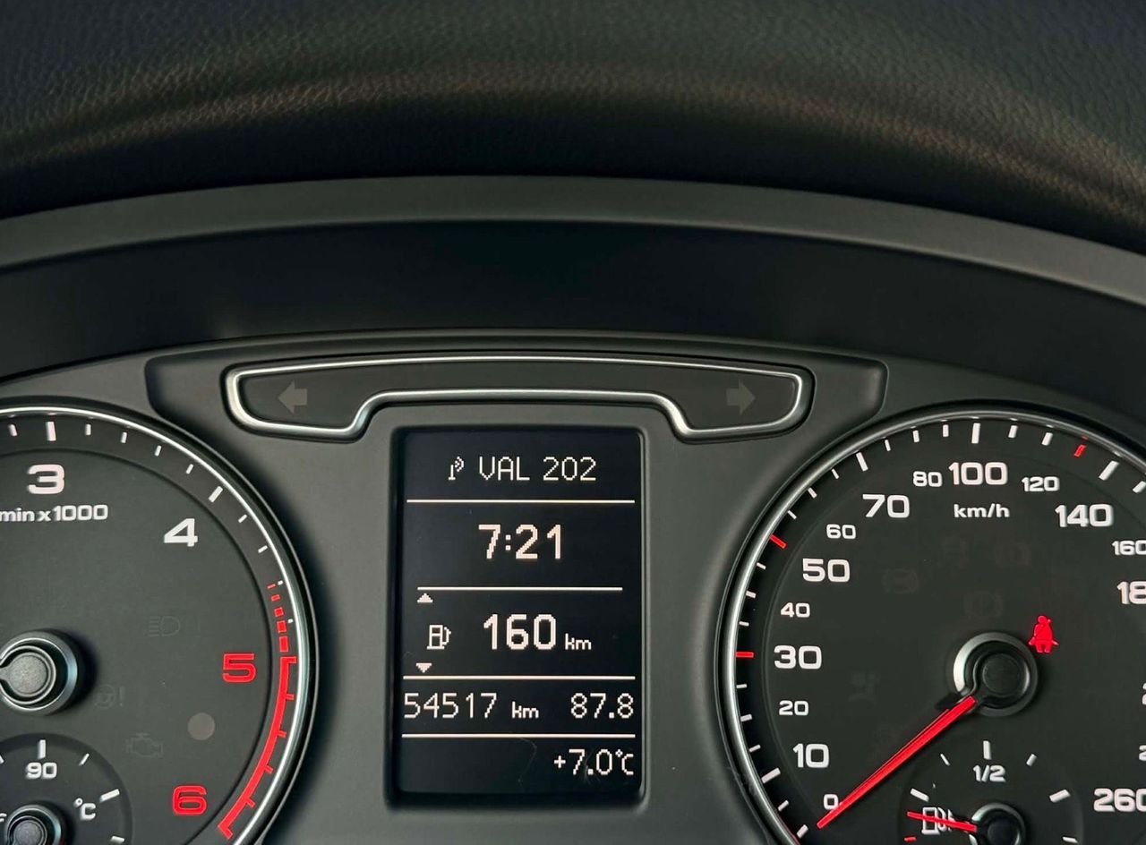 Zunanja slika - Audi Q3 - 2.0 TDI-54.000km-1 LASTNIK-LIZING ZA TUJCE-XENON.. - 14