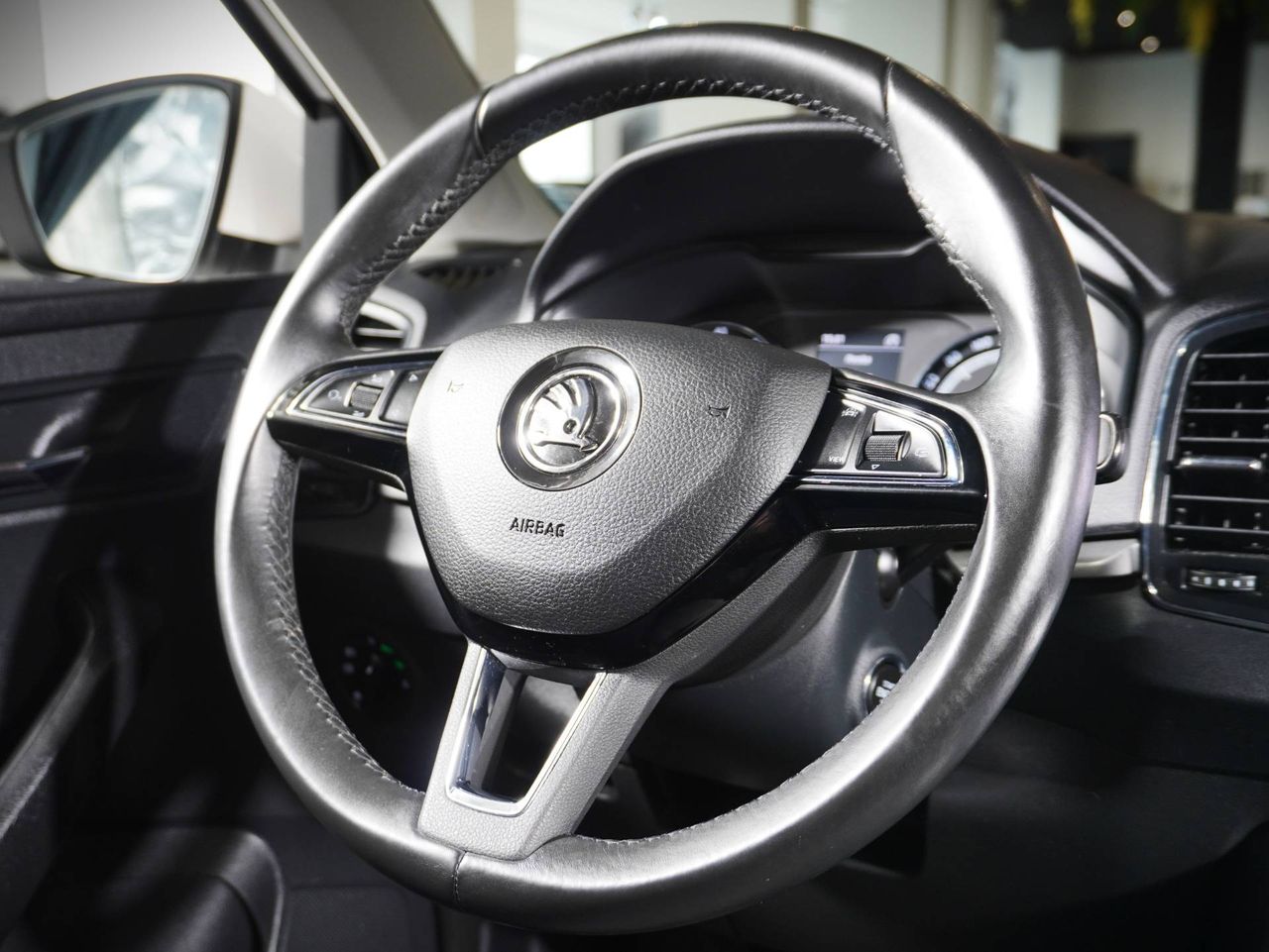 Zunanja slika - Škoda Karoq - 1,5 TSI ACT Style - 10