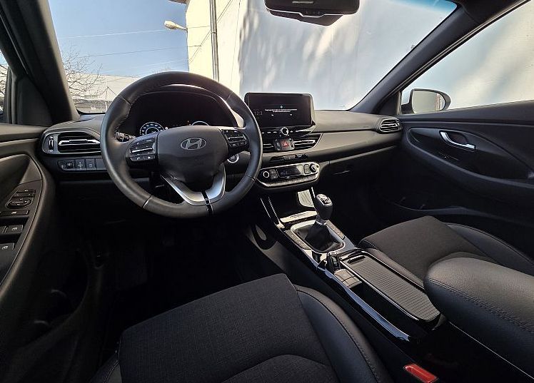 Zunanja slika - Hyundai i30 - 1.5 T-GDI MHEV PREMIUM SMART WINTER - 7