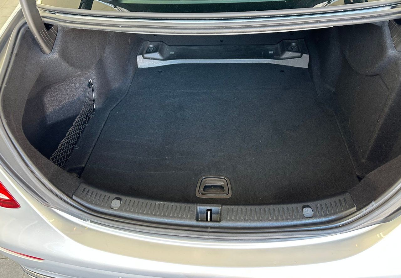 Zunanja slika - Mercedes-Benz E-Razred - E 220 d Avantgarde Avt.KAMERA.NAVI.USNJE.LED - 15