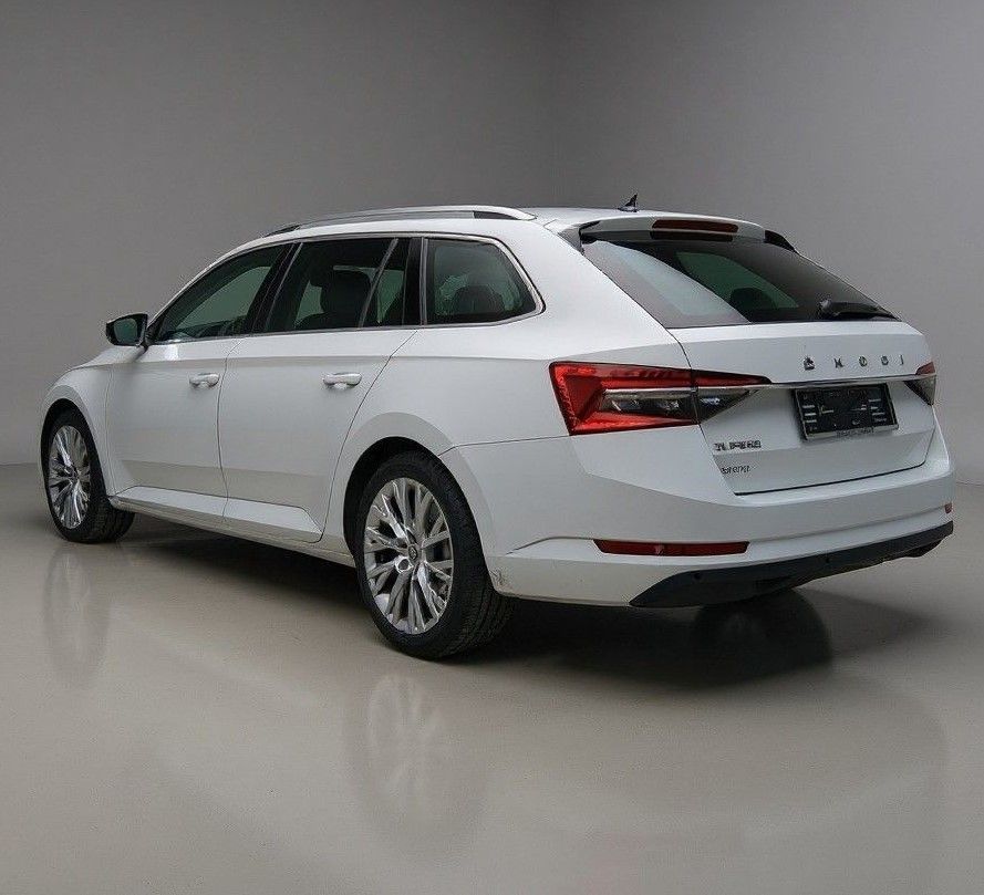 Zunanja slika - Škoda Superb - 2.0 TDI Combi Style DSG 110 kW - 2