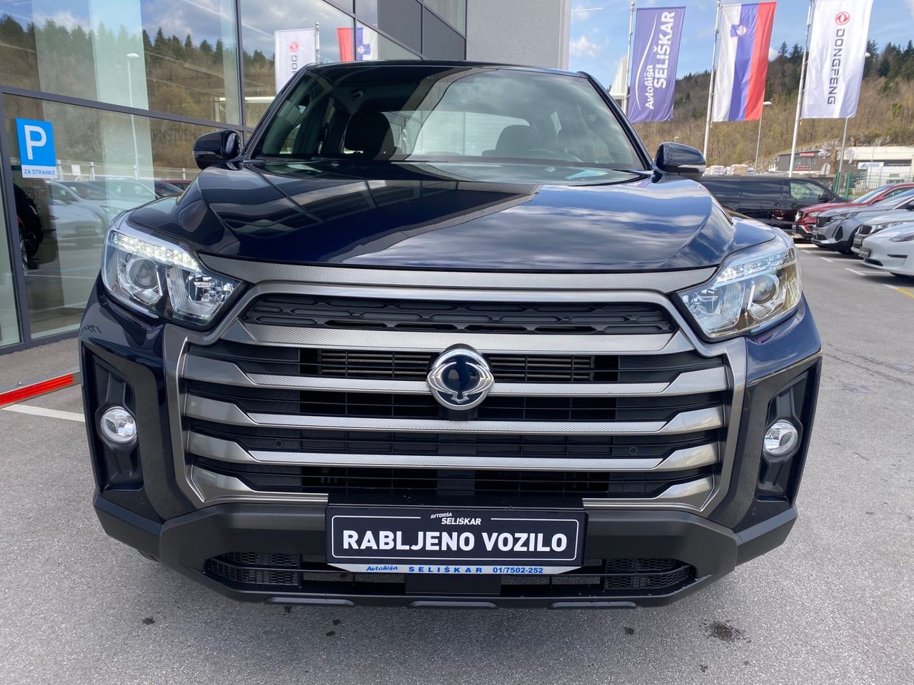 Zunanja slika - SsangYong Musso - 2.2D 4X4 - TOVORNO N1 + AVTOMATIK + VLEČNA KLJUKA - 2