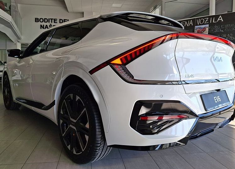 Zunanja slika - KIA EV6 - GT-Line 84 kWh bat.. 239 kW AWD + V2L NOVO 2025 - 6