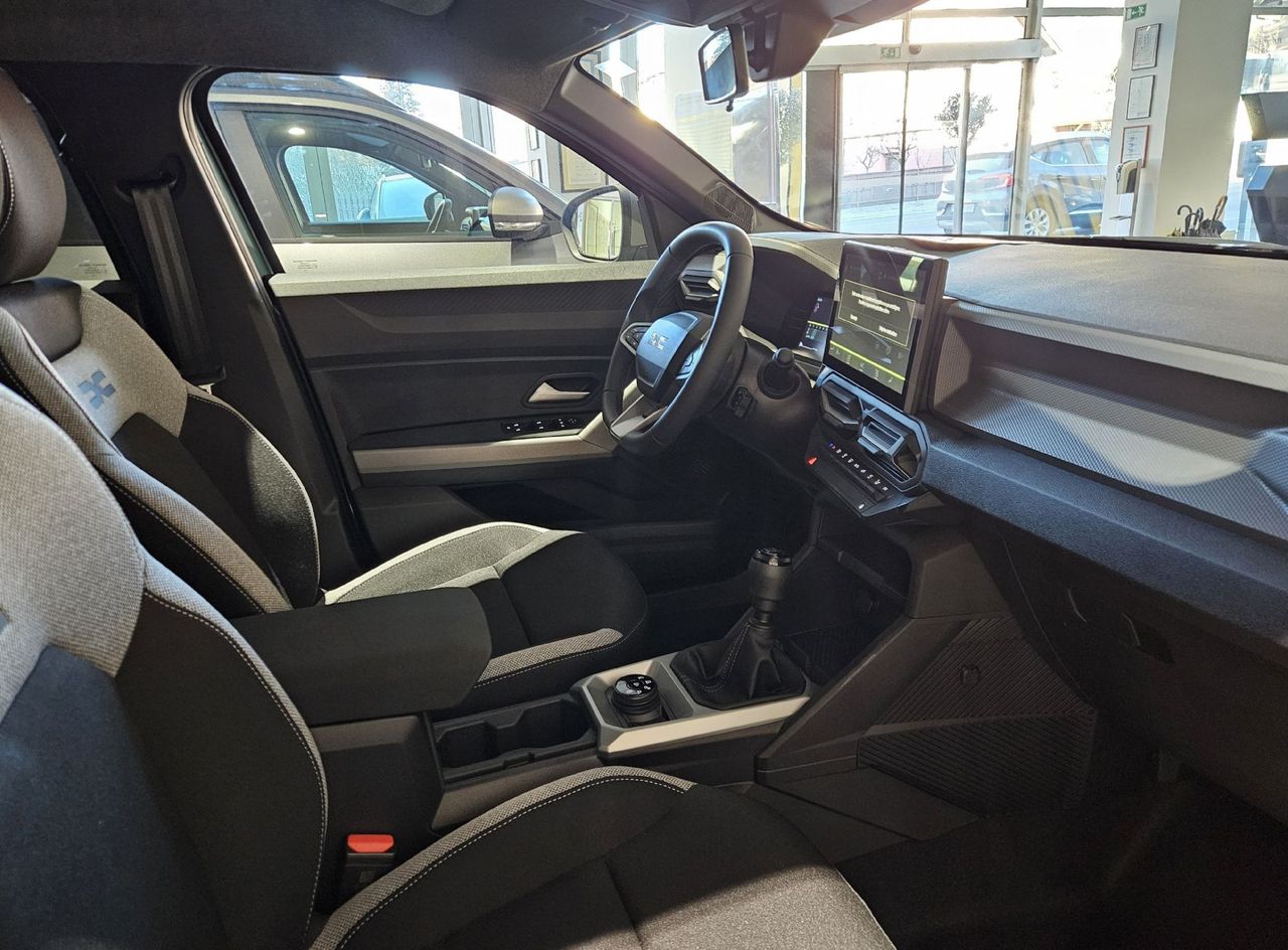 Zunanja slika - Dacia Duster - mild hybrid 130 4x4 Journey - 7