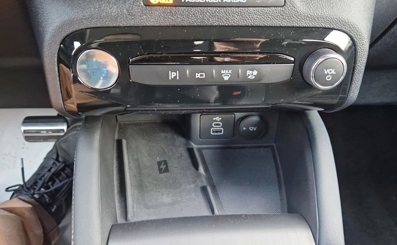 Zunanja slika - Ford Kuga - Active X 2.5 HYBR 134kW FHEV AWD-SLO-RADAR-HEADUP - 33