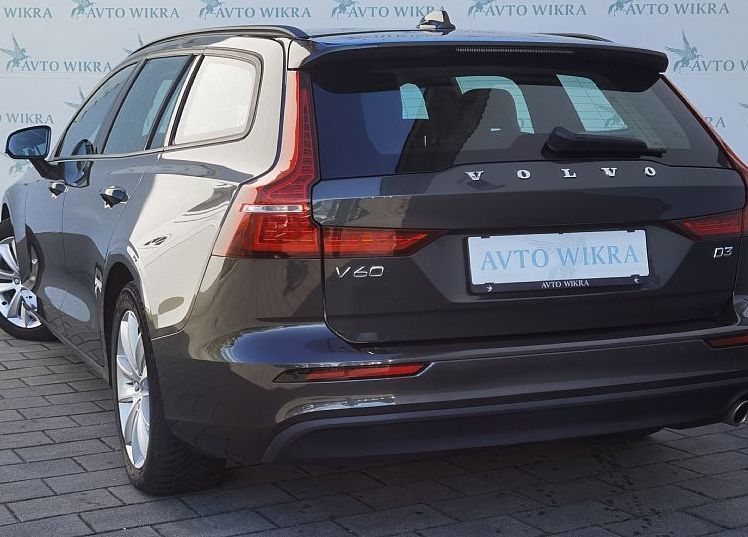 Zunanja slika - Volvo V60 - D3 Momentum FULLED•TEMP•LANE•VIRTUAL•NAVI•PDC•17C• - 3