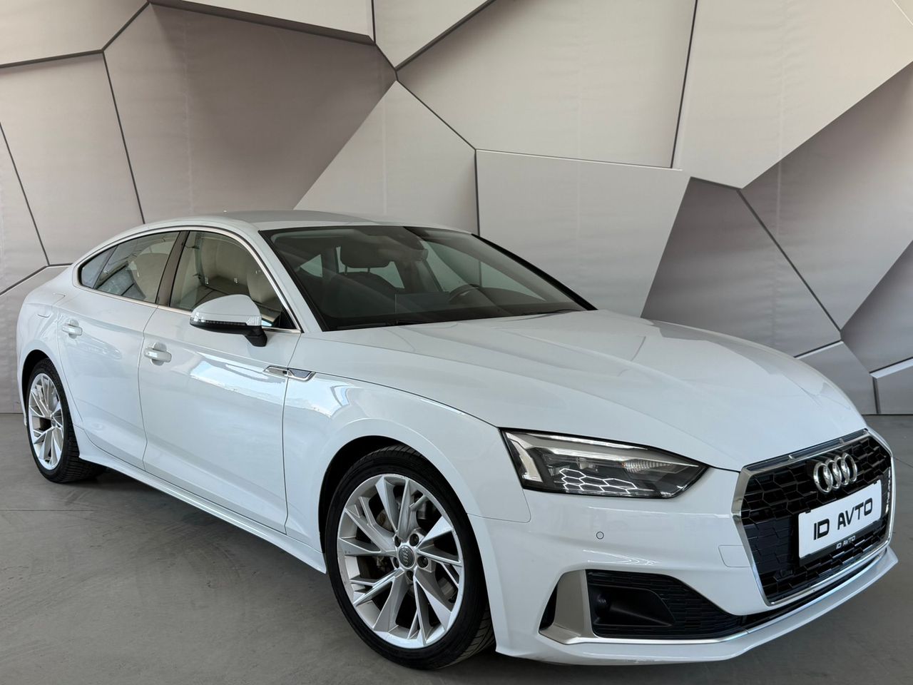 Zunanja slika - Audi A5 - Sportback 40 TDI S tronic - 2