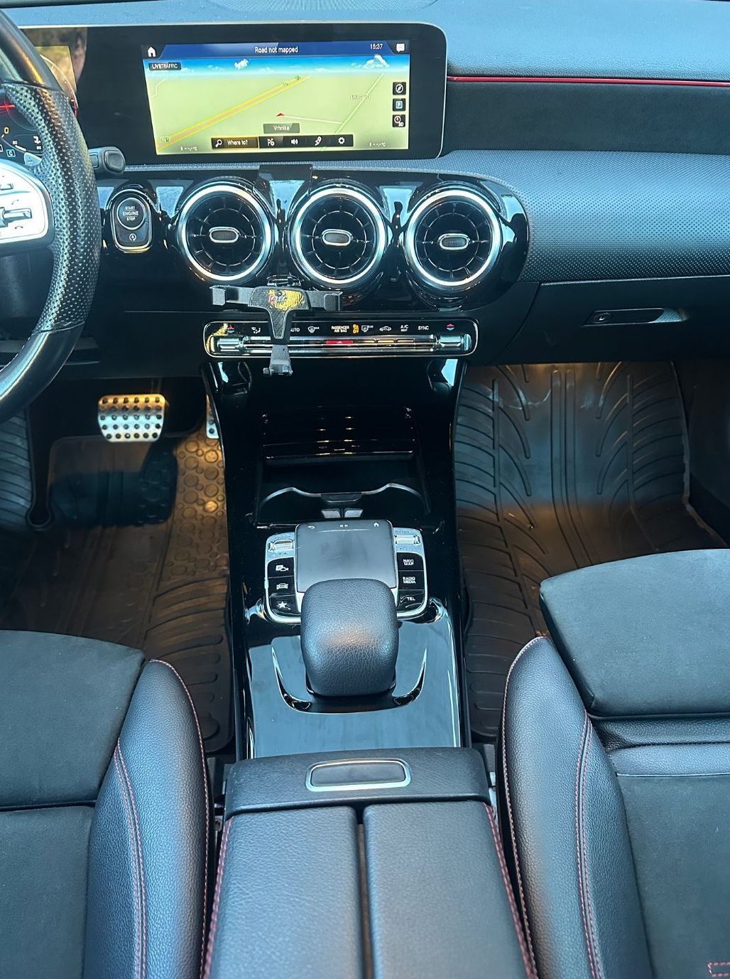 Zunanja slika - Mercedes-Benz A-Razred - A 180d 7G-DCT-AMG-KAMERA-NAVI-WIDESCREEN-LED-18COL - 9