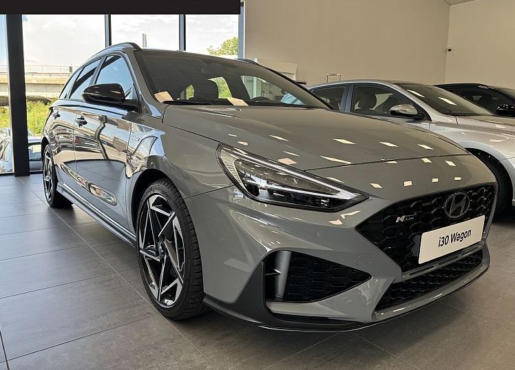 Zunanja slika - Hyundai i30 Wagon - 1.5 T-GDI 140 MHEV IMPRESSION RADAR WINTER MEMORY - 1