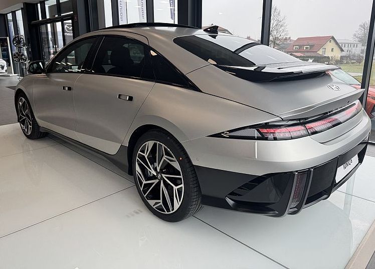 Zunanja slika - Hyundai Ioniq 6 - IMPRESSION   77.4 kWh   alu 20   LEATHER - 3