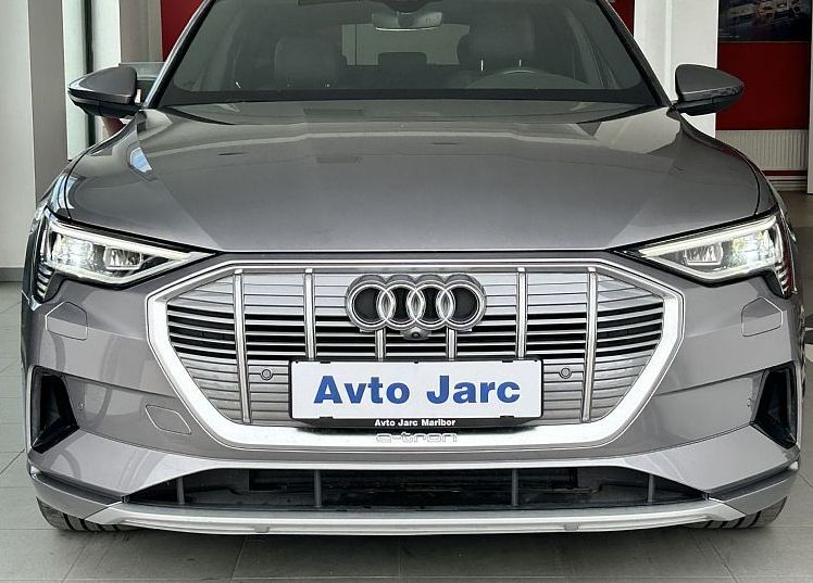 Zunanja slika - Audi e-tron - Sportback 55 quattro SLO - BOGATA OPREMA - 2