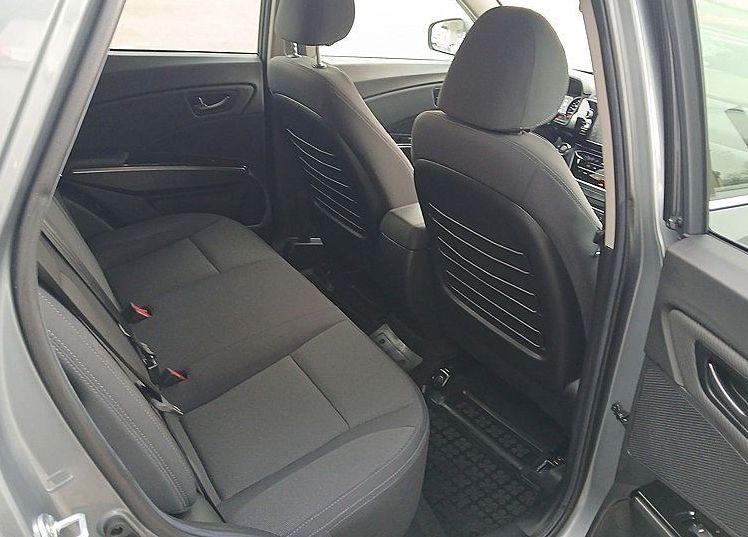 Zunanja slika - SsangYong Tivoli - 1.5 BENCIN 4 CILINDRI PAMETNI KLJUČ ZIMSKE GUME - 7