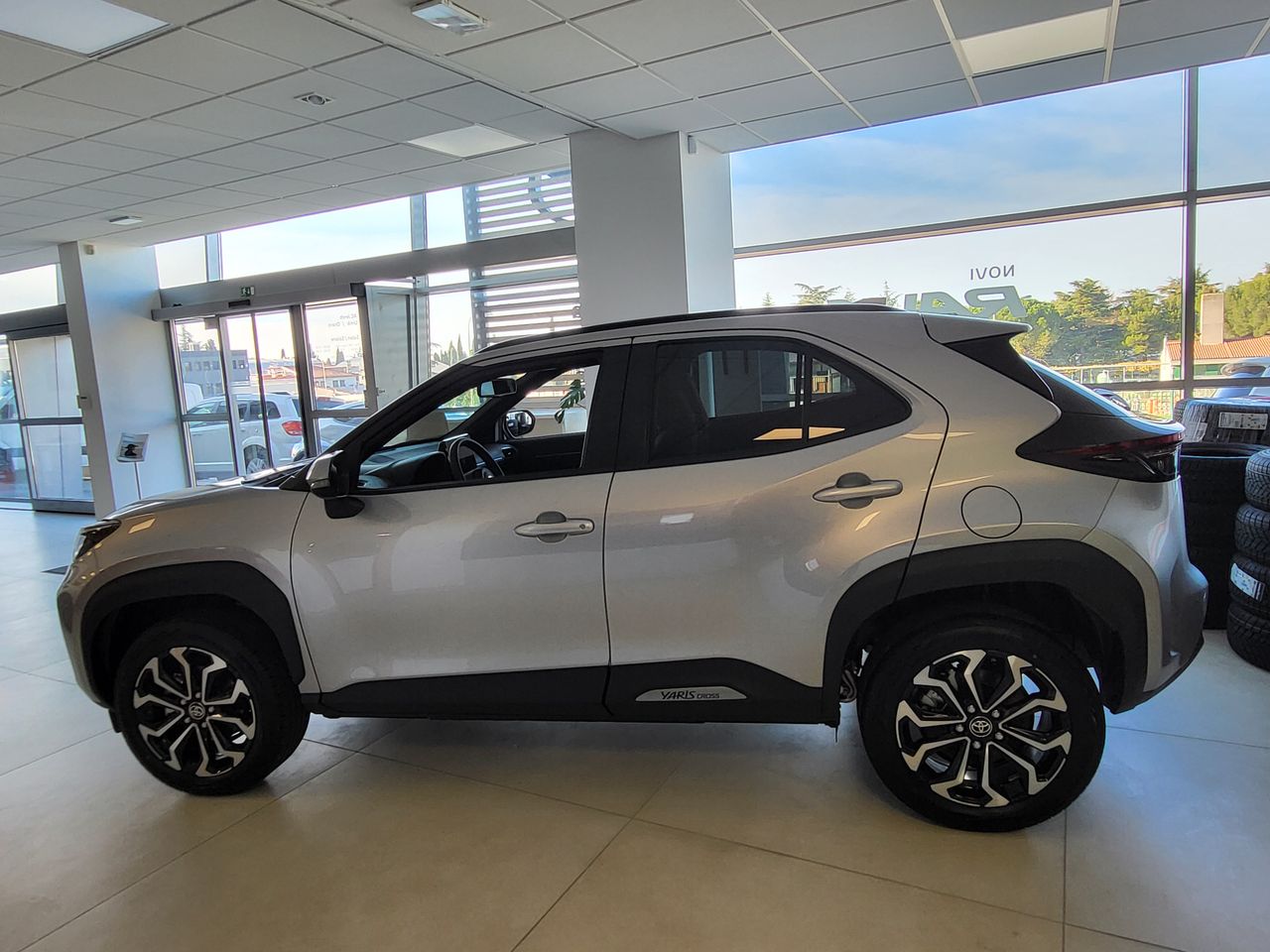 Zunanja slika - Toyota Yaris Cross - 1.5 HEV Sport Assist - 11