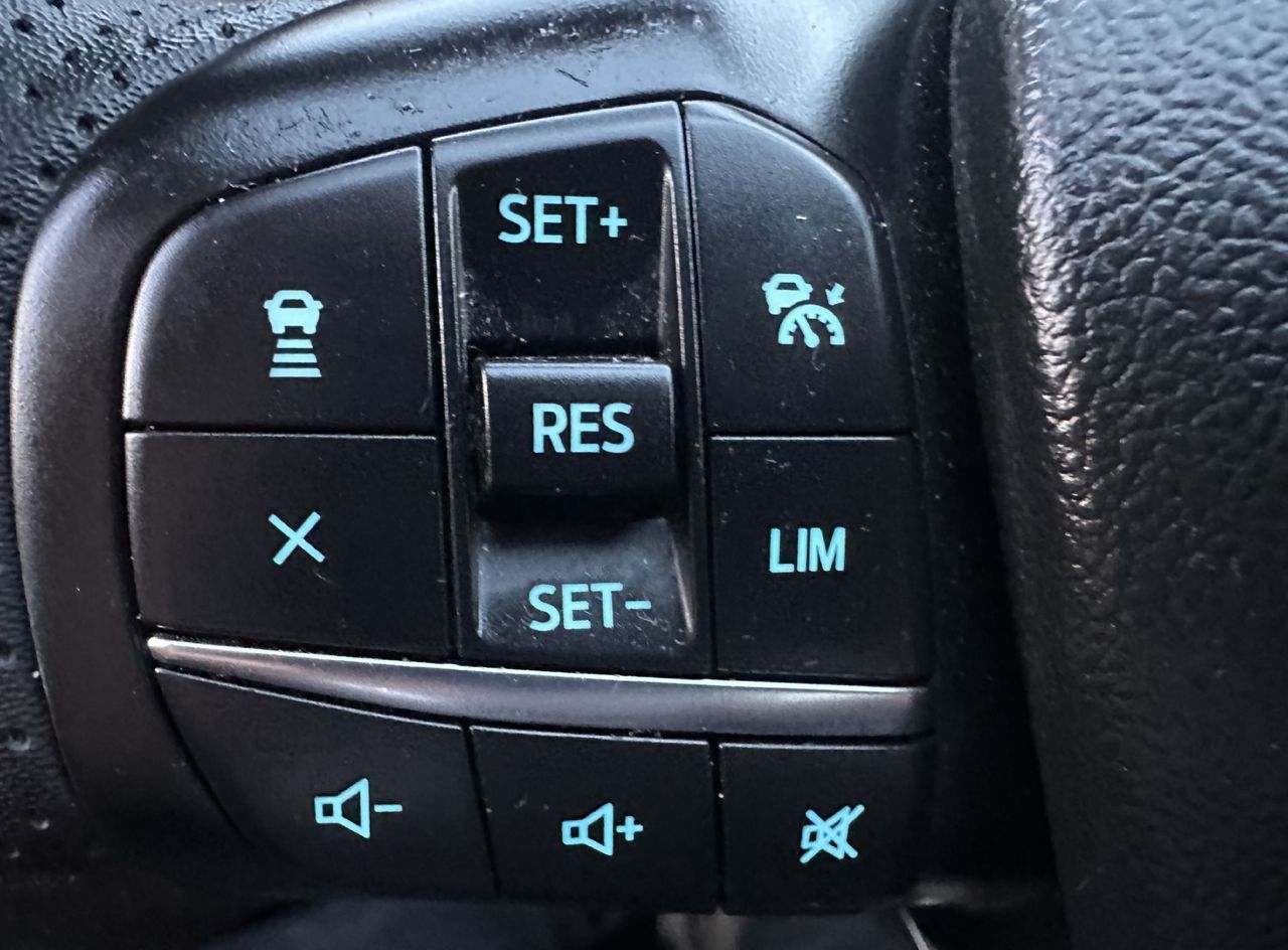 Zunanja slika - Ford Kuga - 1.5 EcoBoost ST-Line.NEMŠKA.PANORAMA.KLJUKA.BENCIN - 8