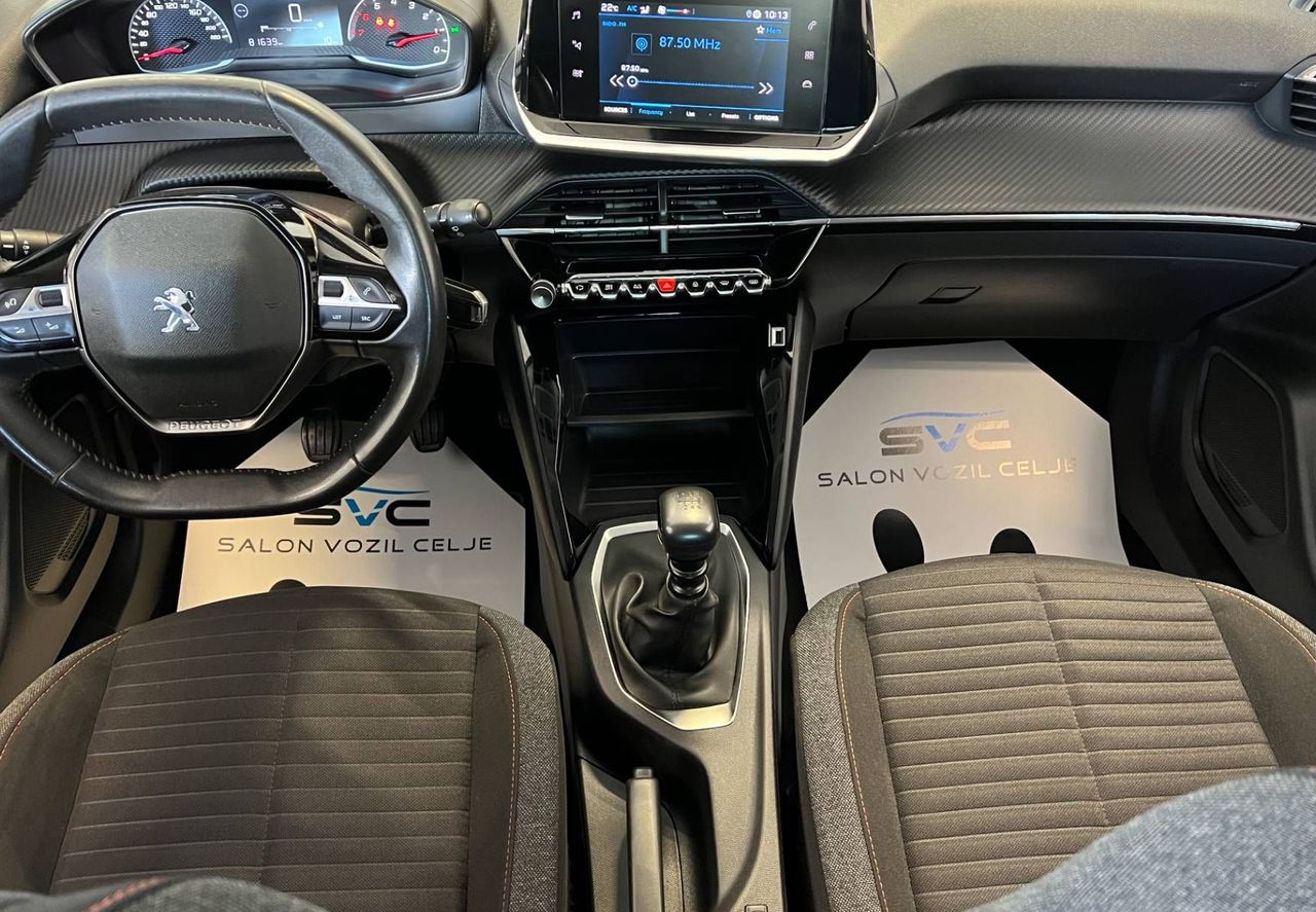 Zunanja slika - Peugeot 2008 - 1.2-1.LASTNIK-JAMSTVO-ODLIČEN-OBROK ŽE OD 128€ - 10