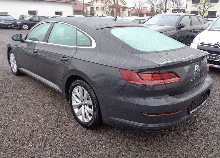 Zunanja slika - VW Arteon - 2.0 TDI AUTOMATIC - SAMO 102.000km - VLEČNA KLJUKA - 4