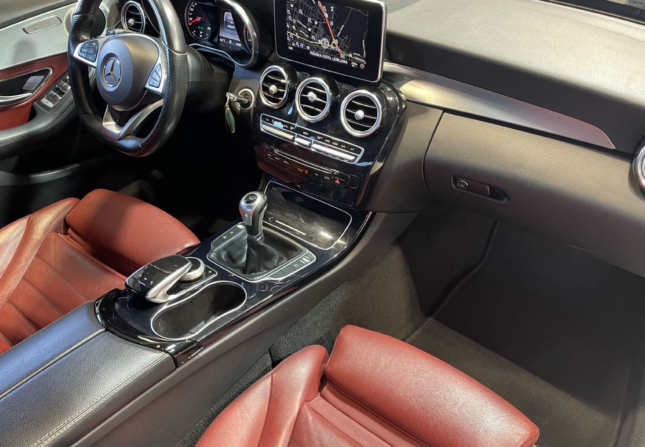 Zunanja slika - Mercedes-Benz C-Razred - C220d-AMG LINE-NAVI-TEMPOMAT-KAMERA-GRETJE SED-LED - 15